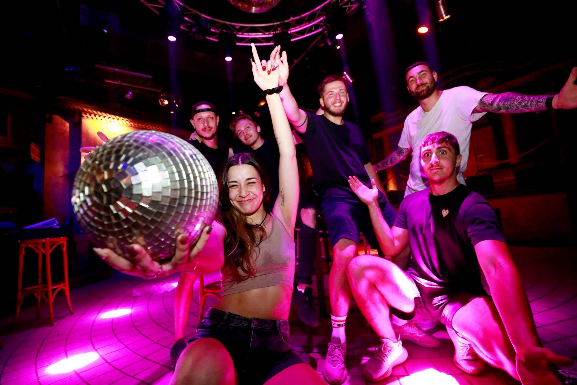 Réouverture des boîtes de nuit de la Côte d'Azur ce vendredi soir: le variant va-t-il gâcher la fête ?