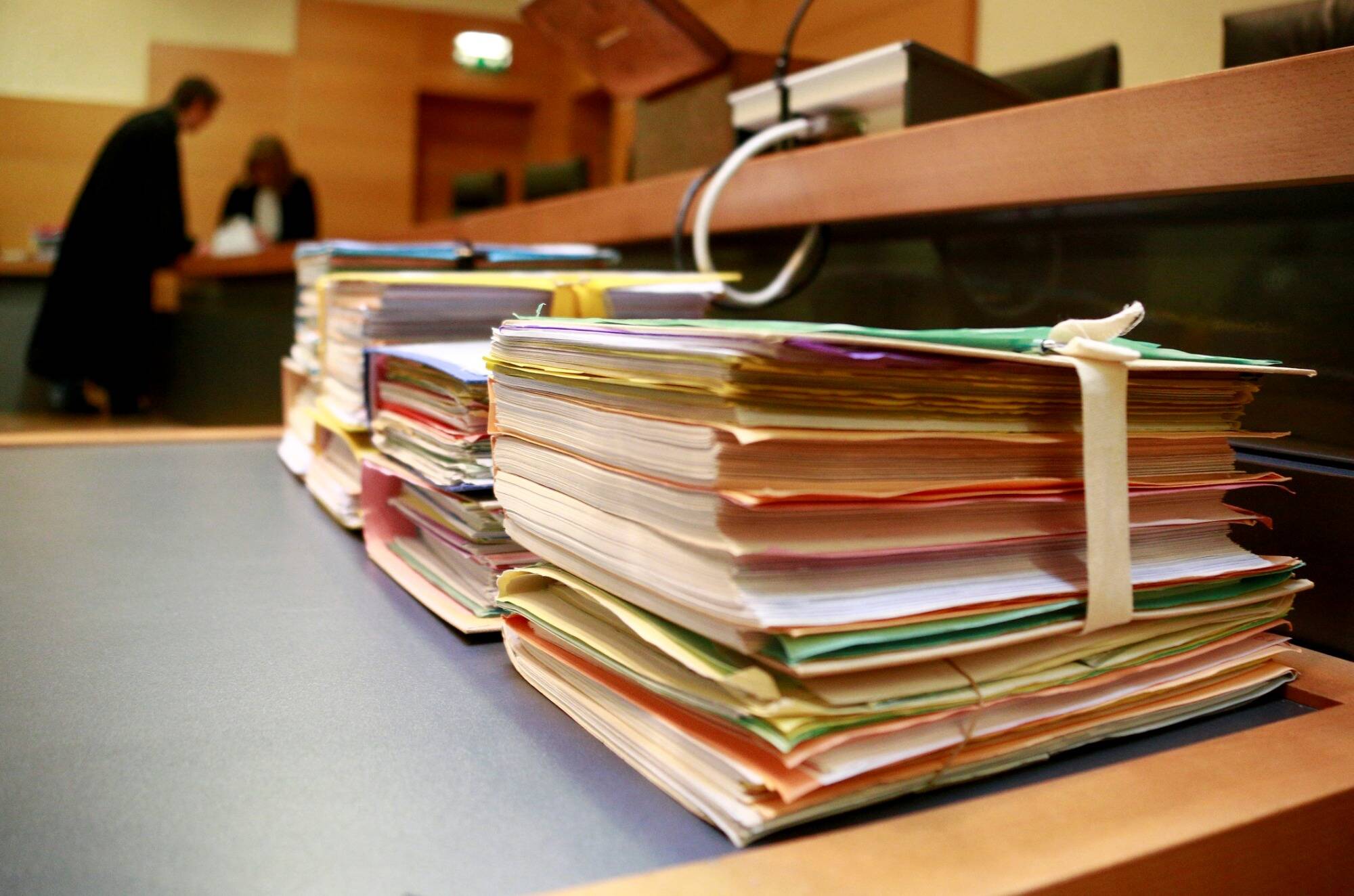 "Je suis une survivante", témoigne aux assises la victime d'une tentative de féminicide. Son récit est glaçant