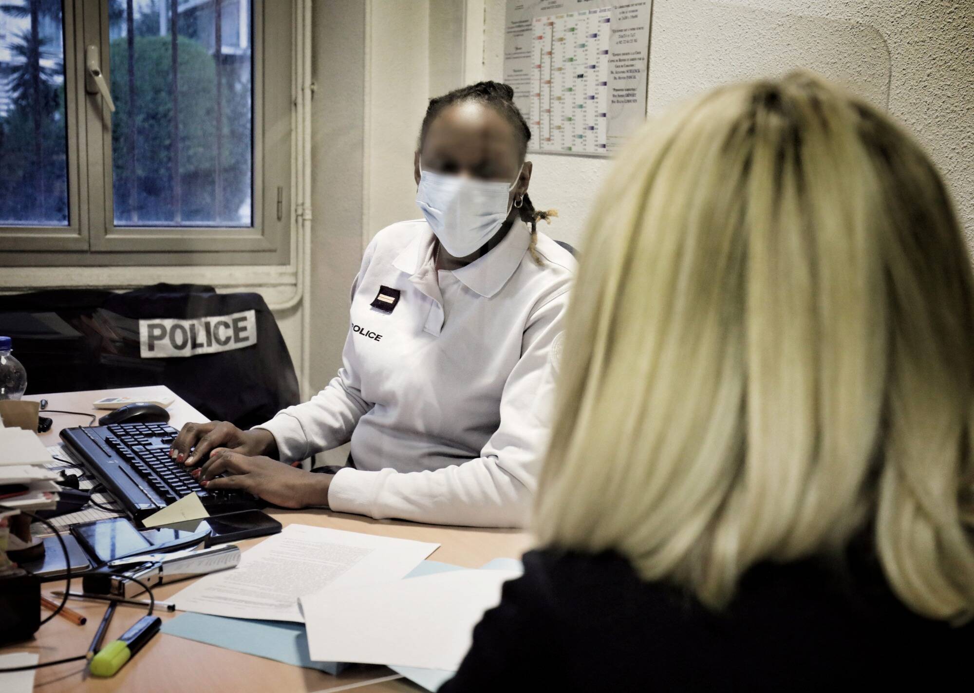 "Parler pour redresser la tête et me débarrasser de son pouvoir de nuisance"... Le témoignage de Véronique, victime de violences conjugales
