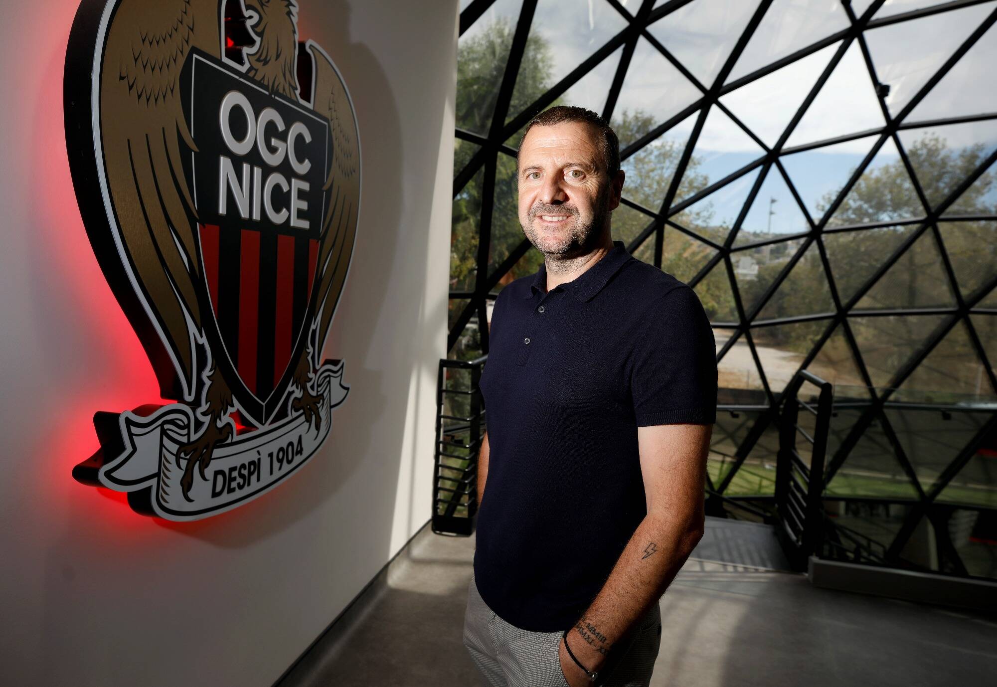 "Beaucoup trop tôt pour juger". Le directeur sportif de l'OGC Nice Florian Maurice livre ses vérités sur le mercato