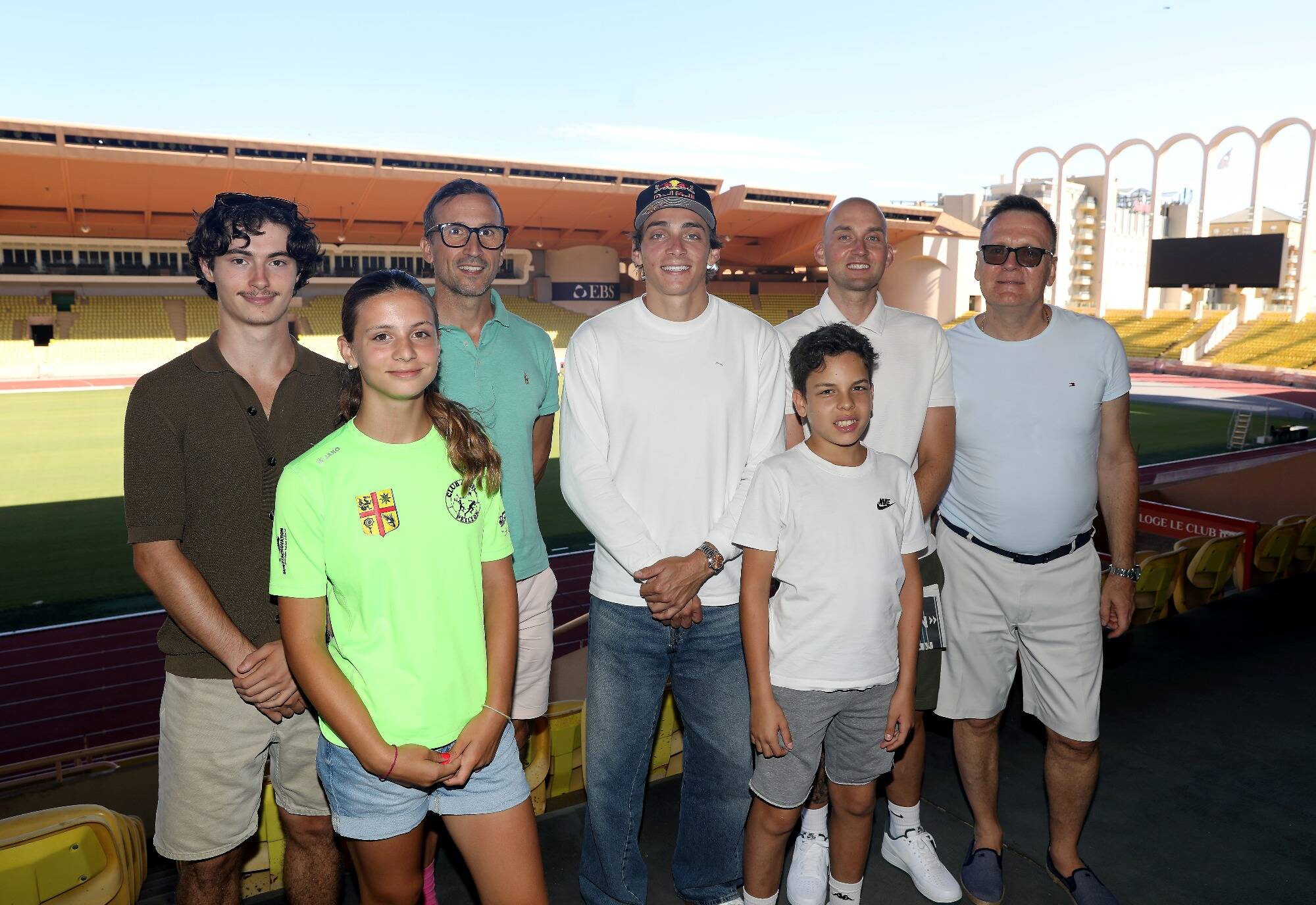 "Je sais que les 6,30m vont arriver un jour": avant le meeting Herculis à Monaco, le recordman du monde du saut à la perche Armand Duplantis répond aux questions de nos lecteurs