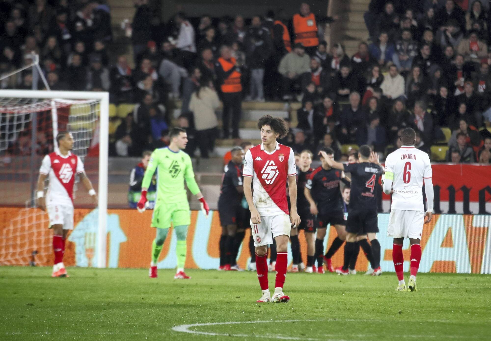 "Avec nos qualités offensives on peut faire mal" à Lisbonne: malgré sa défaite face au Benfica, l'AS Monaco veut encore y croire
