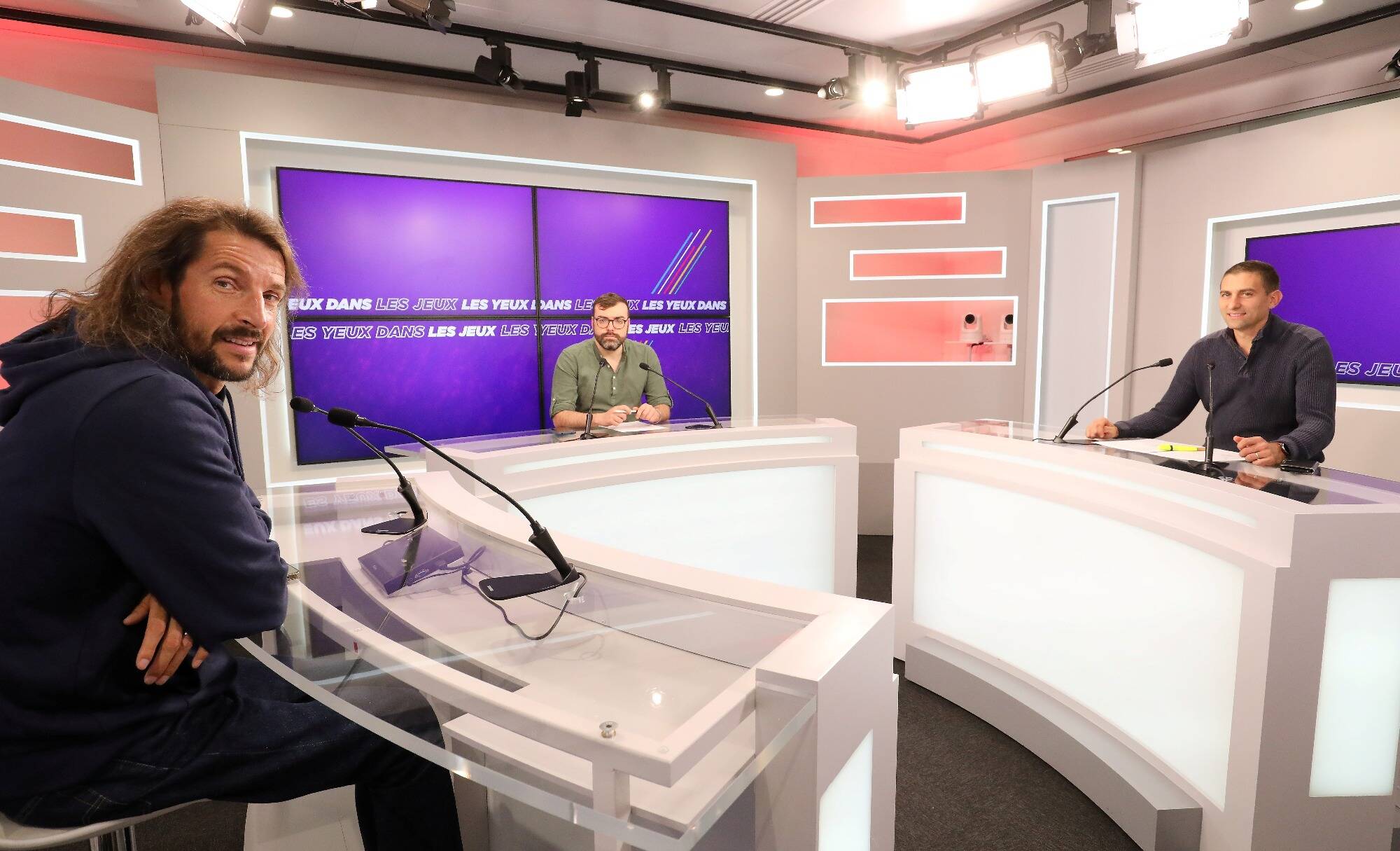 "Porte-drapeau, ce serait un honneur énorme": David Smétanine, qui veut finir sa carrière en beauté aux Jeux paralympiques de Paris en 2024, est l'invité des "Yeux dans les Jeux"