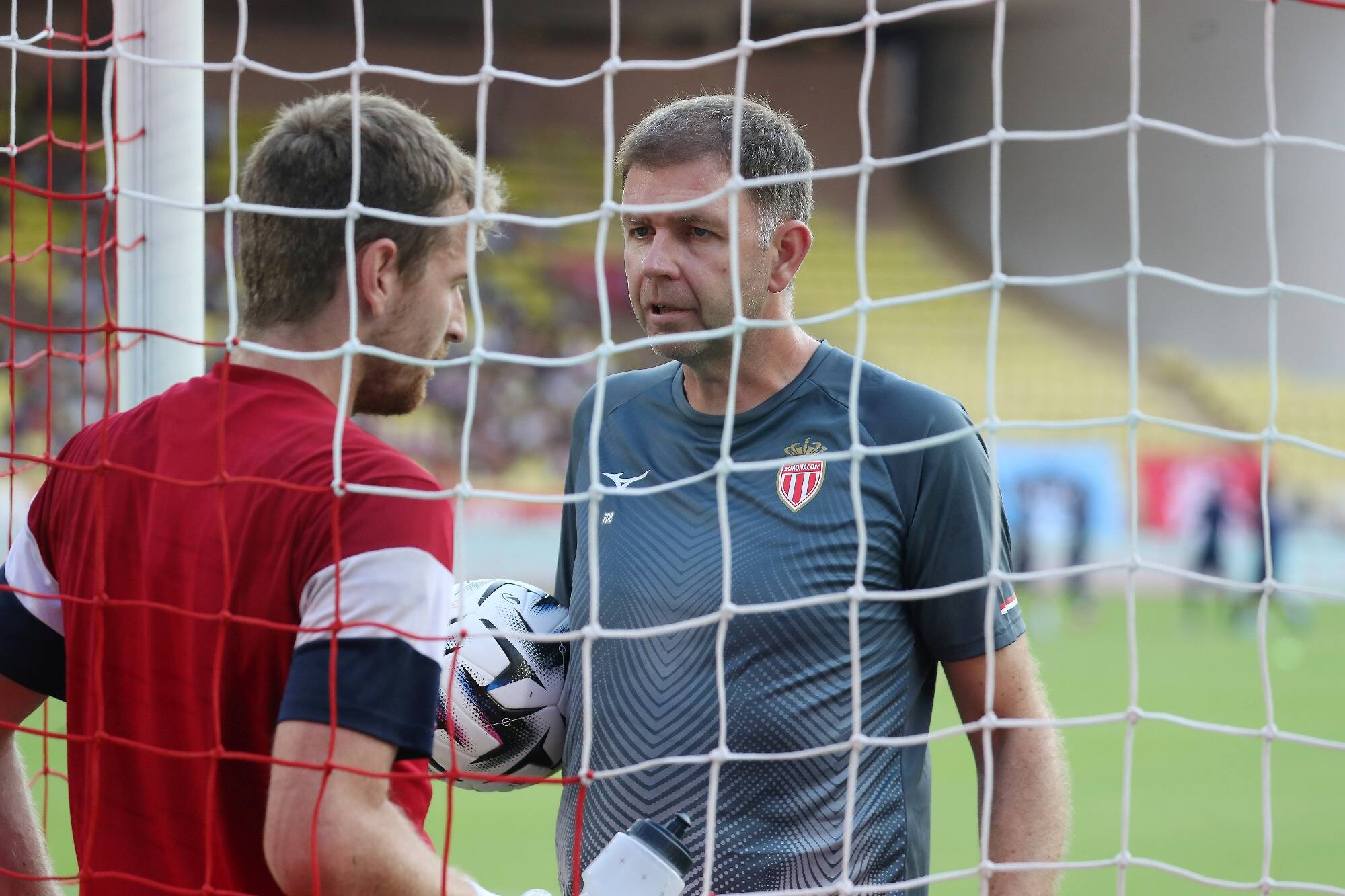 "Assumer ses erreurs, c'est la clé": l'entraîneur des gardiens de l'AS Monaco Frédéric De Boever livre sa méthode aussi exigeante qu'innovante