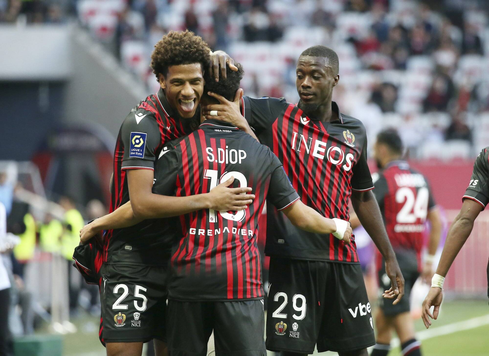 Un arrière gauche en priorité, Thuram et Todibo très courtisés... quel mercato pour l'OGC Nice cet été?