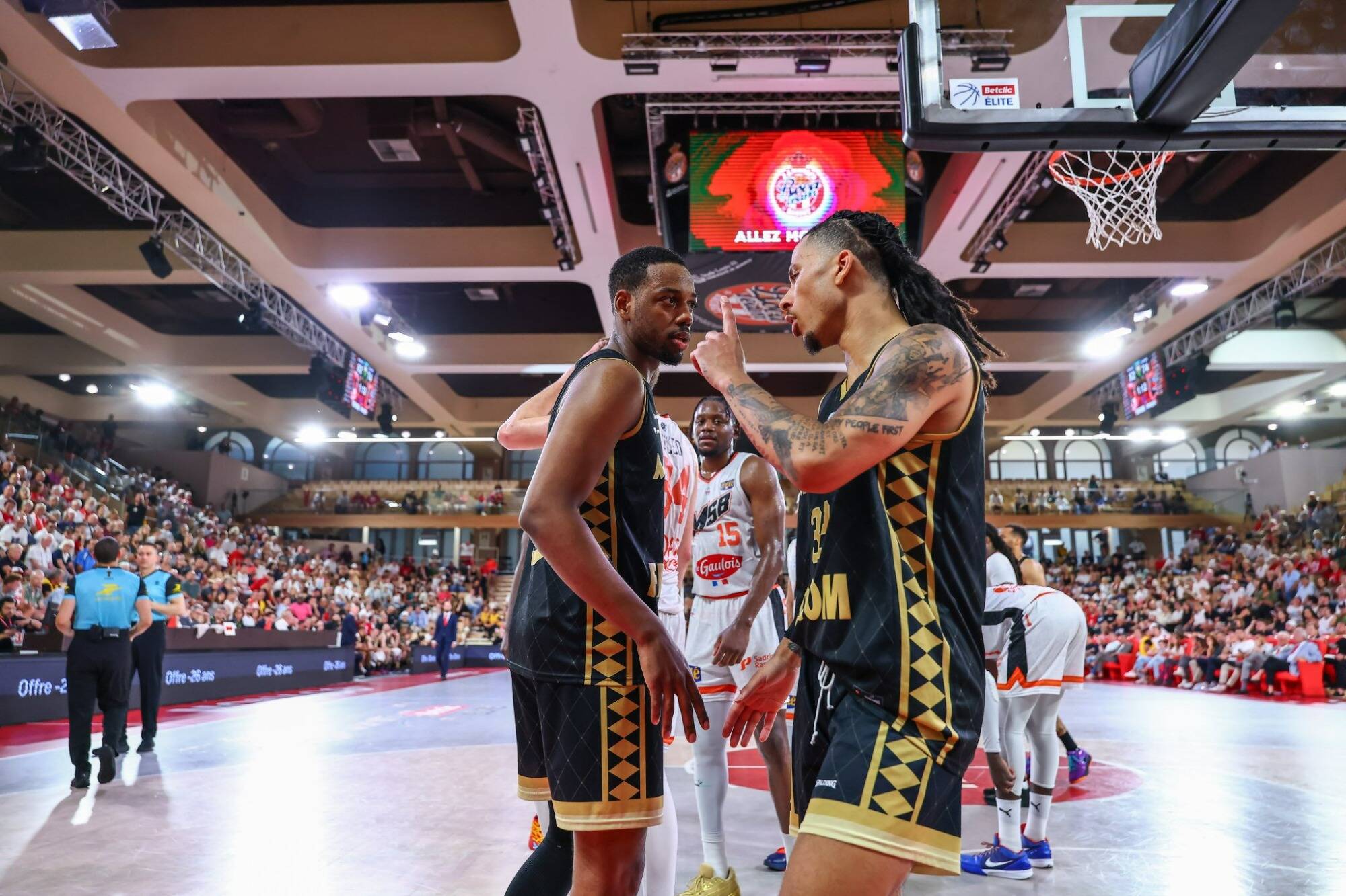 "C'est une épreuve, à la fois physique et mentale": sans aucun jour de repos, la Roca Team va affronter l'ASVEL mardi soir en demi-finale de Betclic Elite