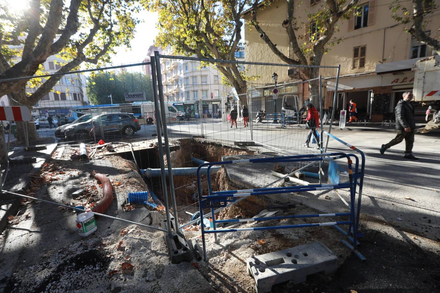 A Toulon, le marché du Pont du Las revient pour les fêtes de fin d'année VarMatin A Toulon, le marché du Pont du Las revient pour les fêtes de fin d'année VarMatin