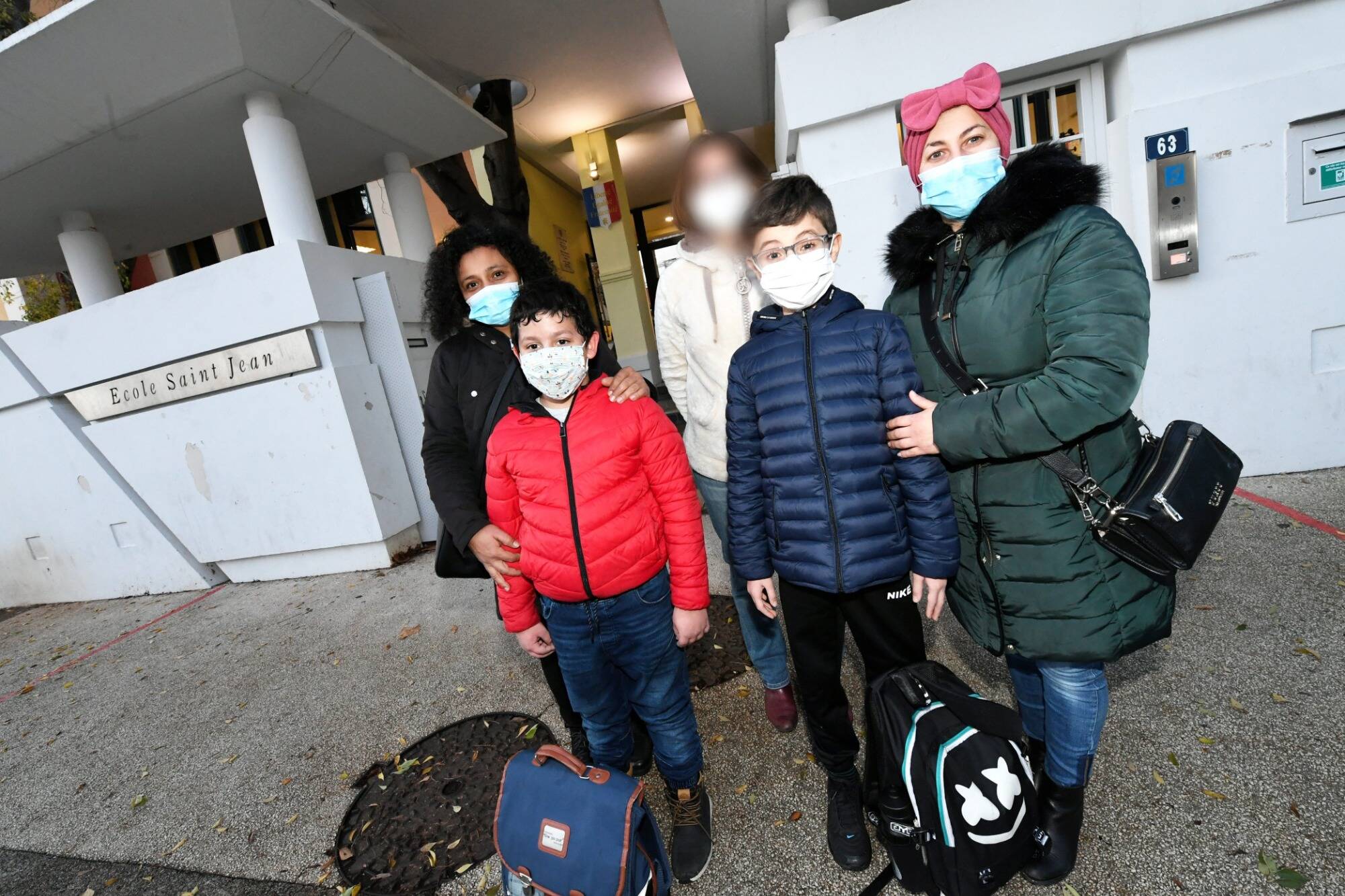 Comme Taho, beaucoup d'enfants en difficulté à l'école se retrouvent sans accompagnement à Toulon, galère et inquiétude pour les parents