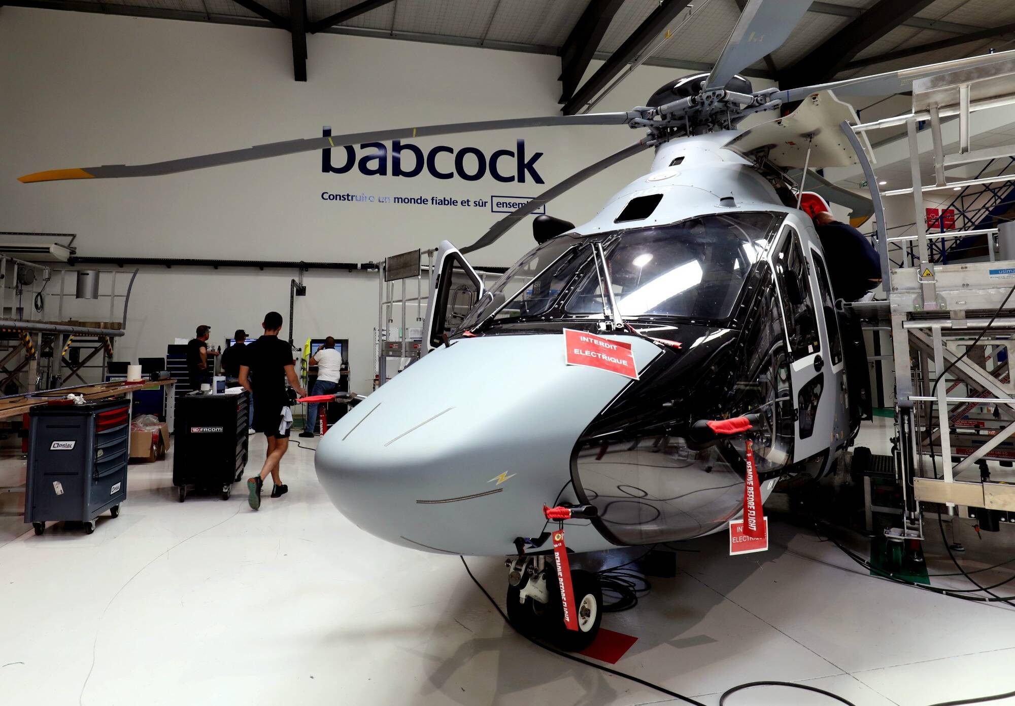 Les futurs hélicos de la Marine nationale sont arrivés dans le Var