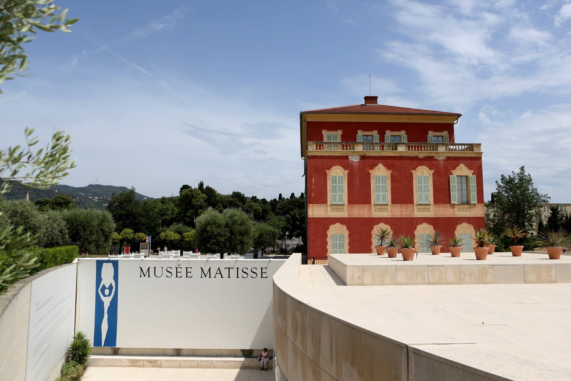 La ville de Nice va éteindre les éclairages de certains bâtiments dès ce dimanche pour économiser l'énergie