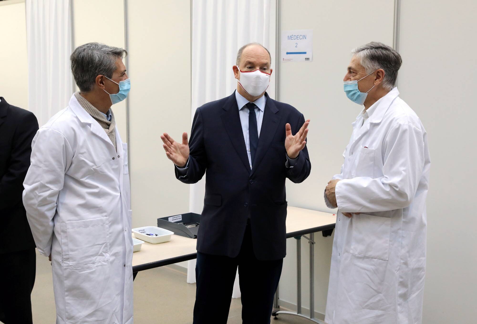 Le prince Albert II révèle avoir été vacciné "Je n’ai reçu qu’une