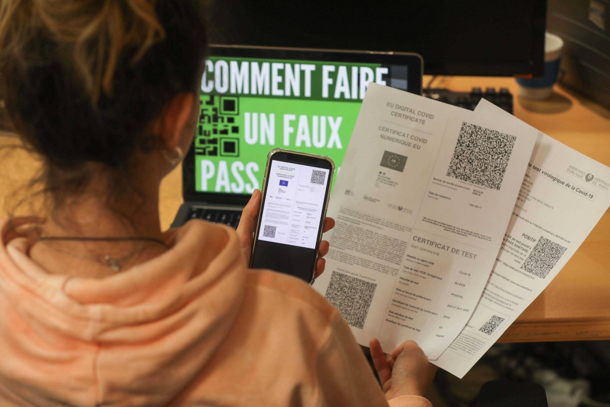 Un médecin niçois a-t-il fourni un faux pass sanitaire à une femme finalement décédée de la Covid-19?