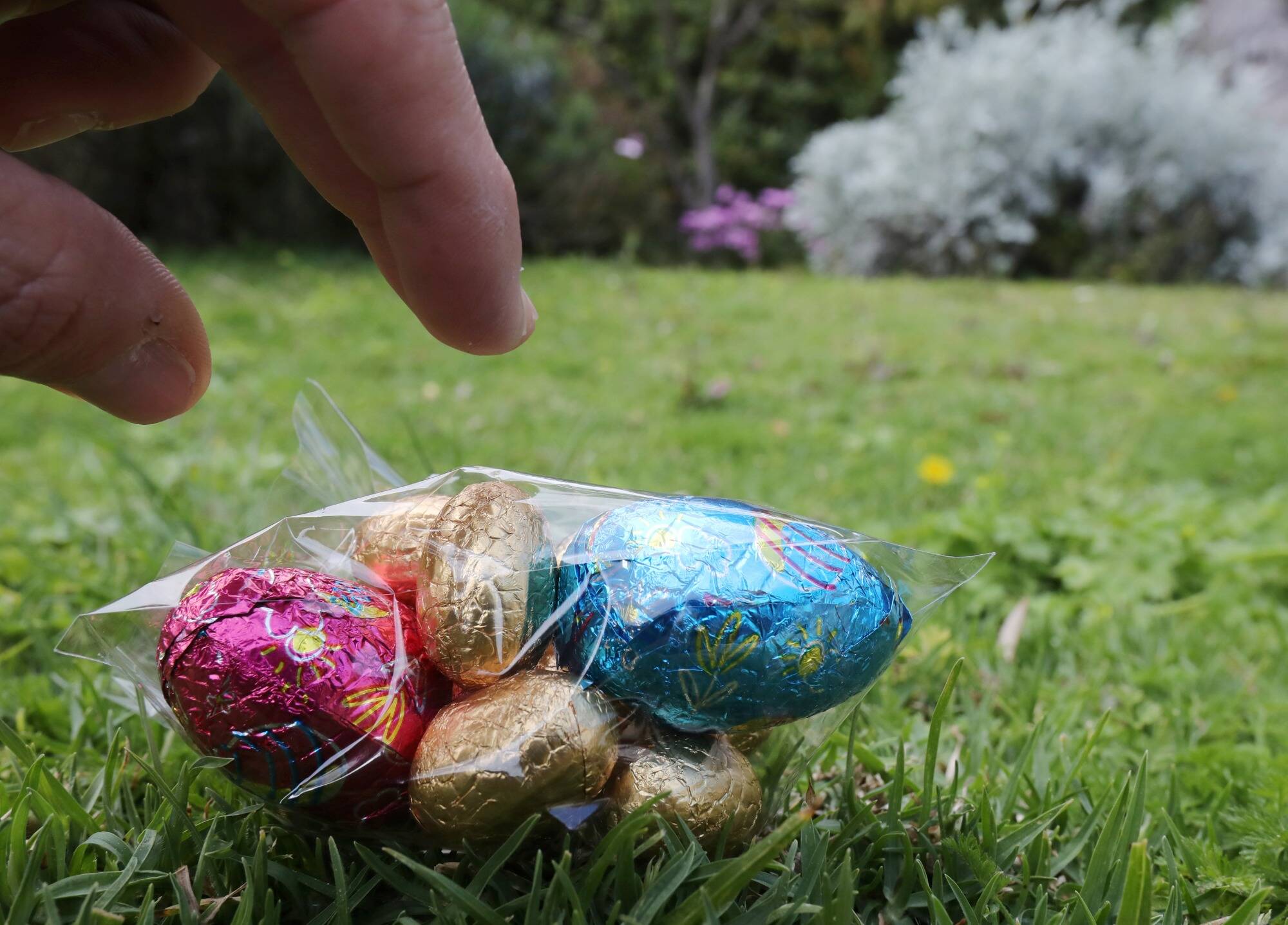 Voici notre guide (original) pour chasser les oeufs en famille ce week-end à Menton et sa région