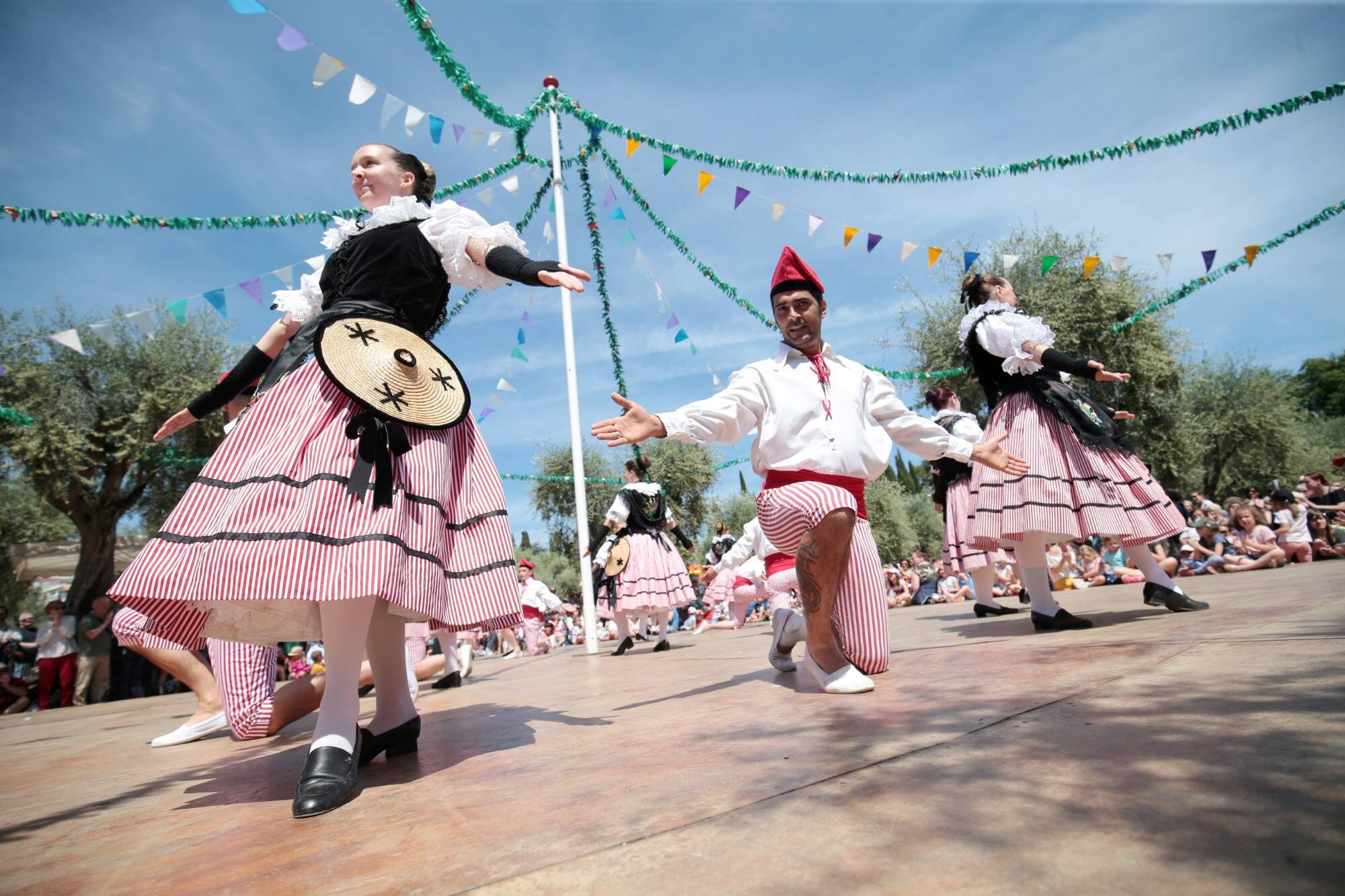Ex-joueur de l'OGC Nice, artiste, cuisinier... Pour eux, aujourd'hui, c'est quoi être Niçois? ils se livrent