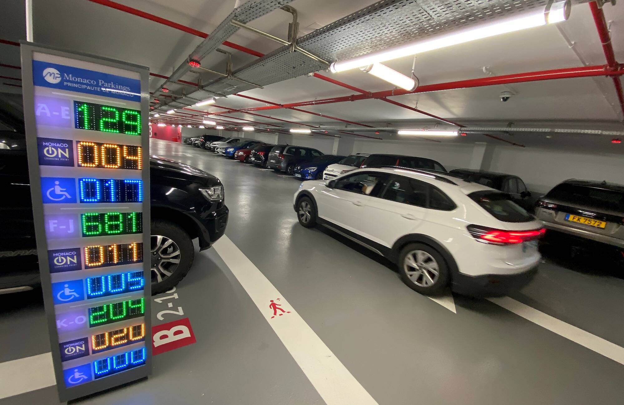Le gouvernement répond aux agents du CHPG qui réclament plus d'abonnements pour stationner au parking des Salines à Monaco