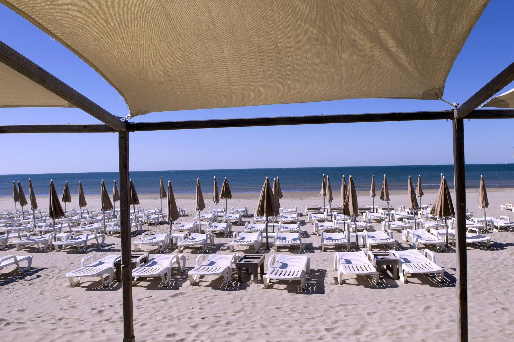 "Ce n'est pas notre établissement": une plage de Juan-les-Pins incriminée à tort après la vidéo de SOS Racisme