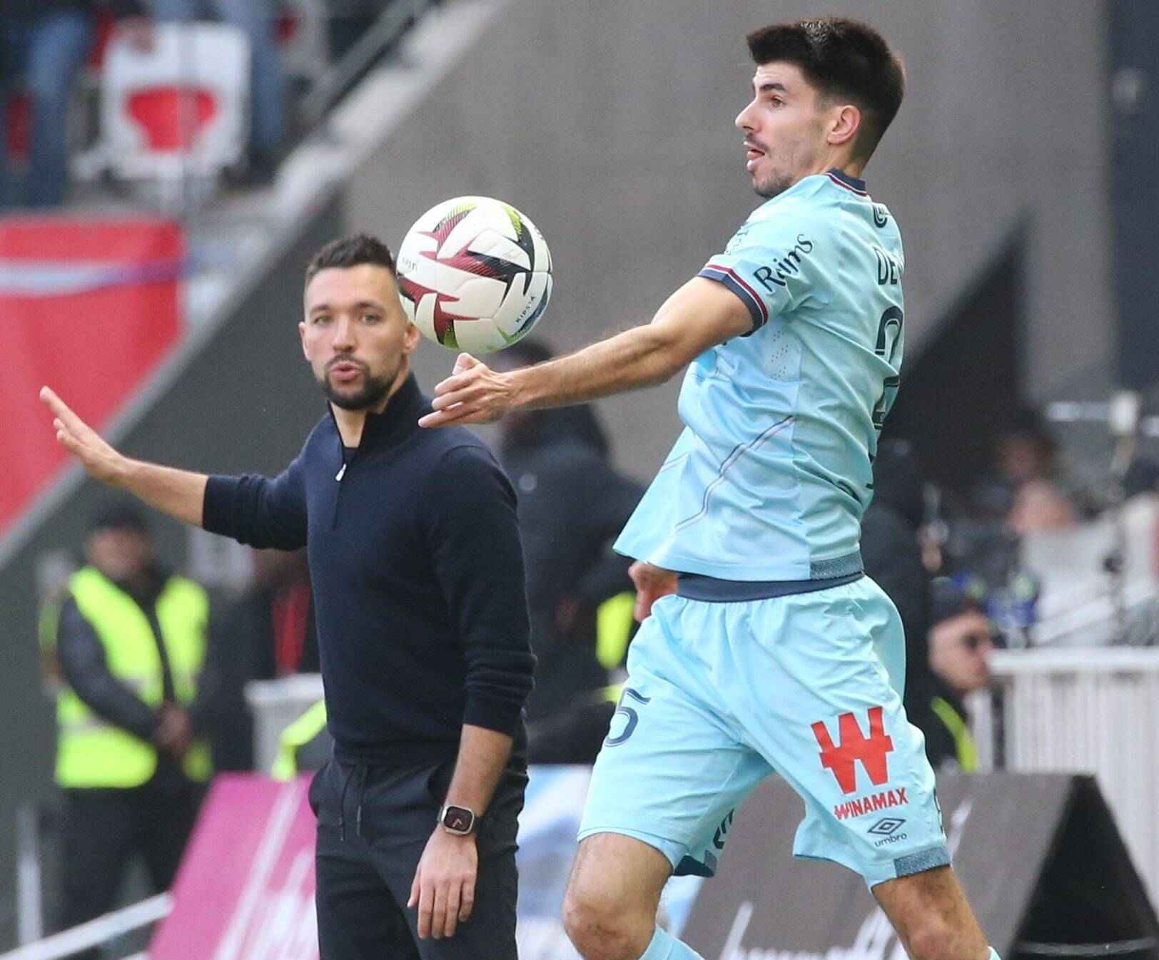 Pourquoi le coach de l'OGC Nice Francesco Farioli est attendu au tournant contre Reims