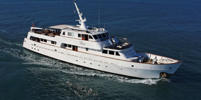 Pourquoi la métropole de Toulon veut détruire ce yacht de luxe de 35 mètres?