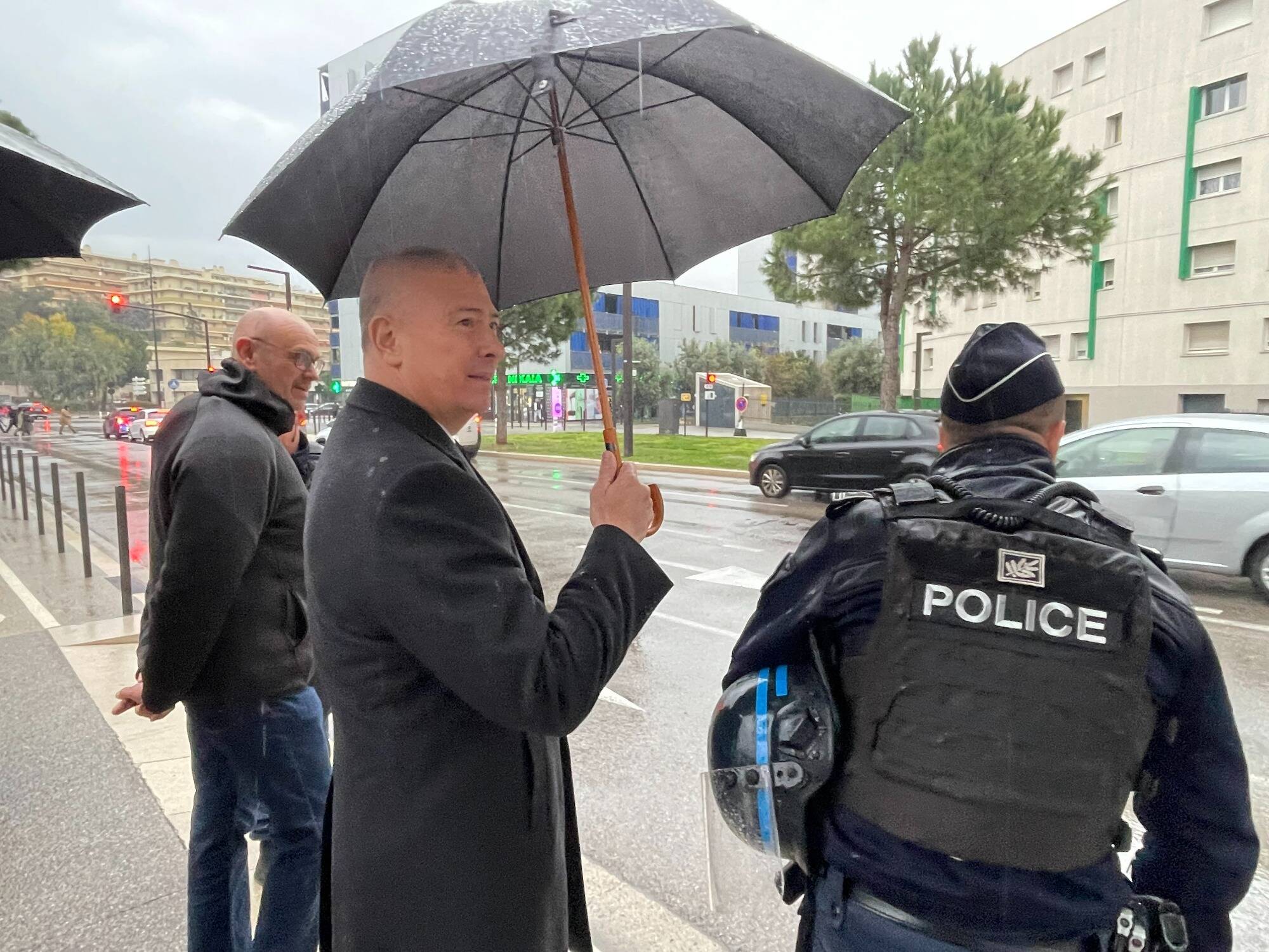 "Ici ce n'est pas le Far West": le préfet des Alpes-Maritimes adresse un message de fermeté depuis le quartier des Moulins à Nice