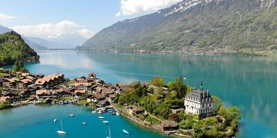 Un petit village suisse envahi par des milliers de touristes à cause... d'une série Netflix