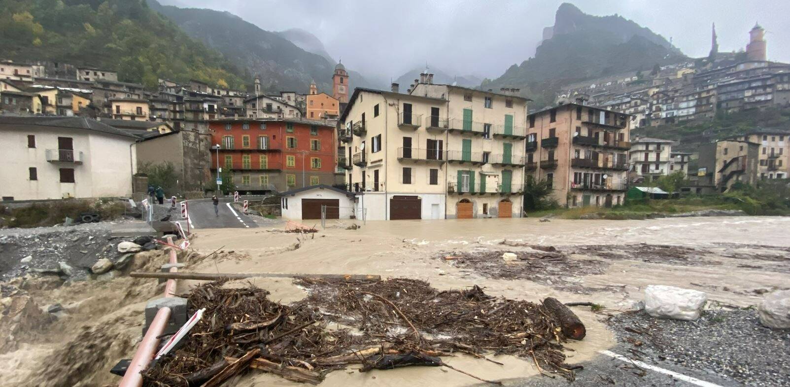 Cours d'eau, précipitations, coupure de courant: on fait le point sur la tempête Aline dans les Alpes-Maritimes
