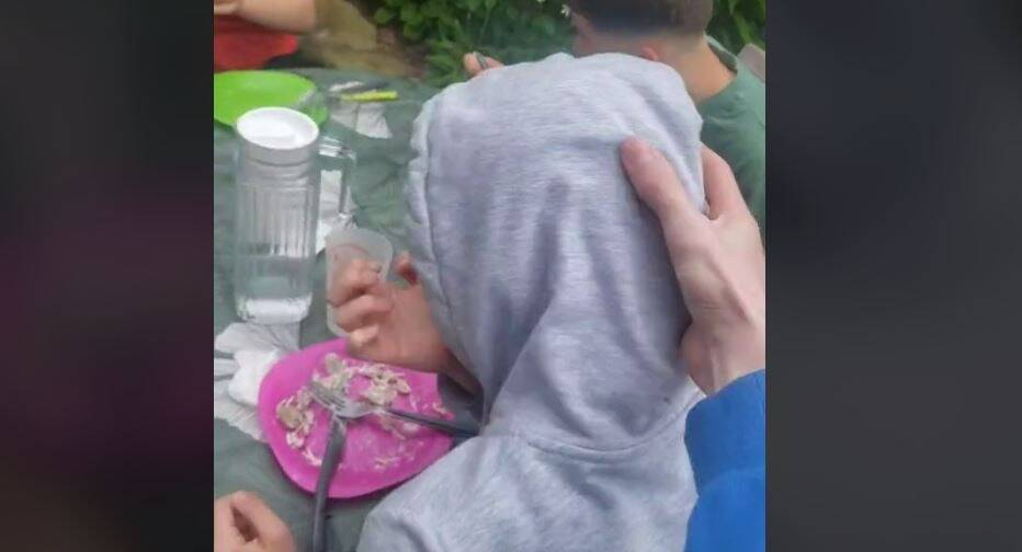 "Jeu de la virgule": une collégienne transportée à l'hôpital dans le Vaucluse, le maire alerte sur ce "fléau social"