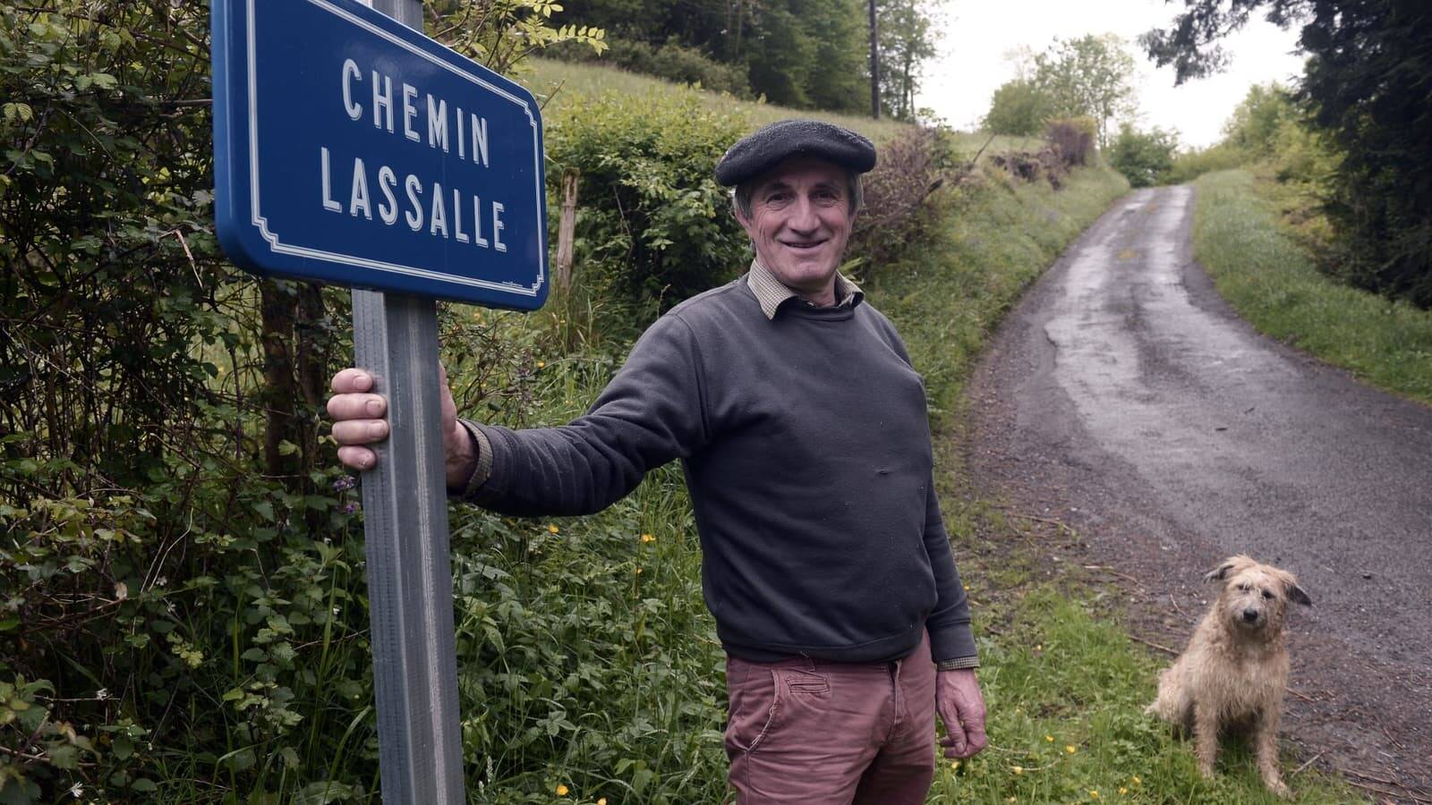 Après le retrait de Jean Lassalle, son frère Julien se présente aux législatives
