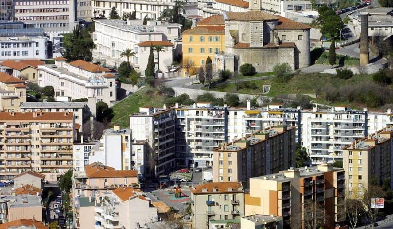 Vous recherchez un logement social dans les Alpes-Maritimes ou le Var depuis des mois voire des années? Racontez-nous
