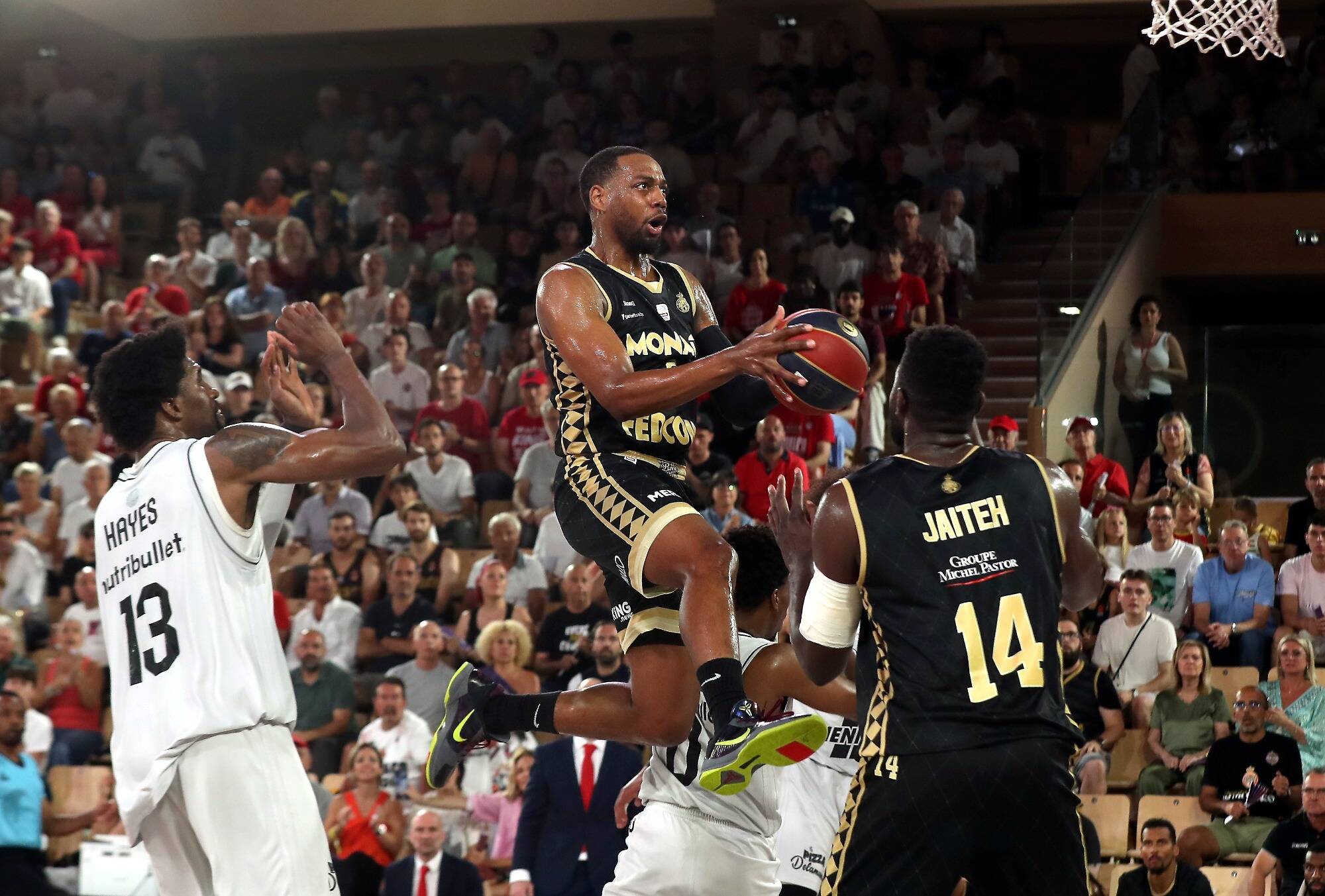 Vainqueur face à Paris (80-74), Monaco arrache un match 5 en finale de Betclic Élite et rêve toujours d'un nouveau titre de champion de France