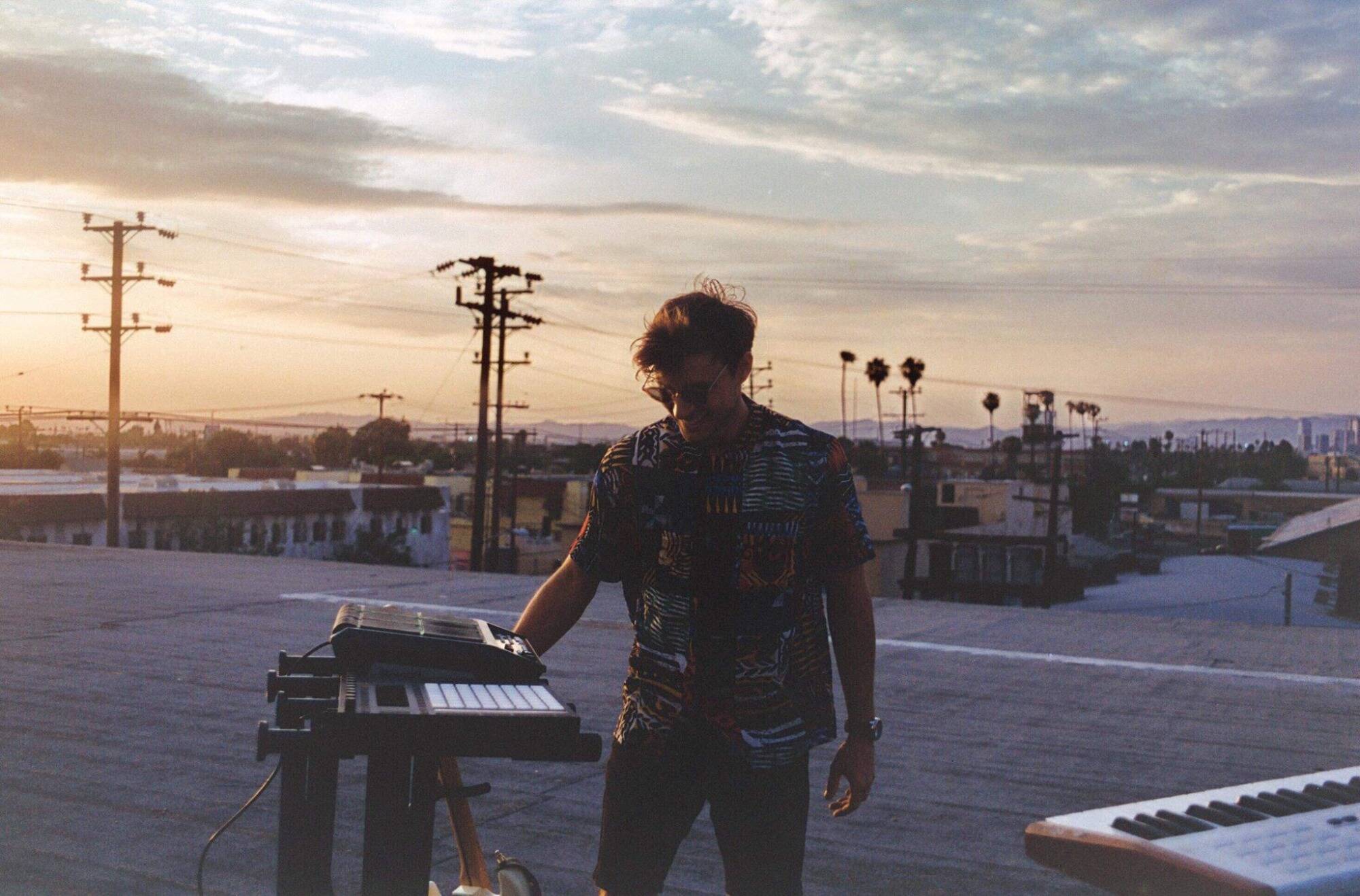 PODCAST. Ses nouvelles envies, ses influences, ses premiers pas d'artiste dans le Vieux-Nice... on vous emmène à la découverte de Møme