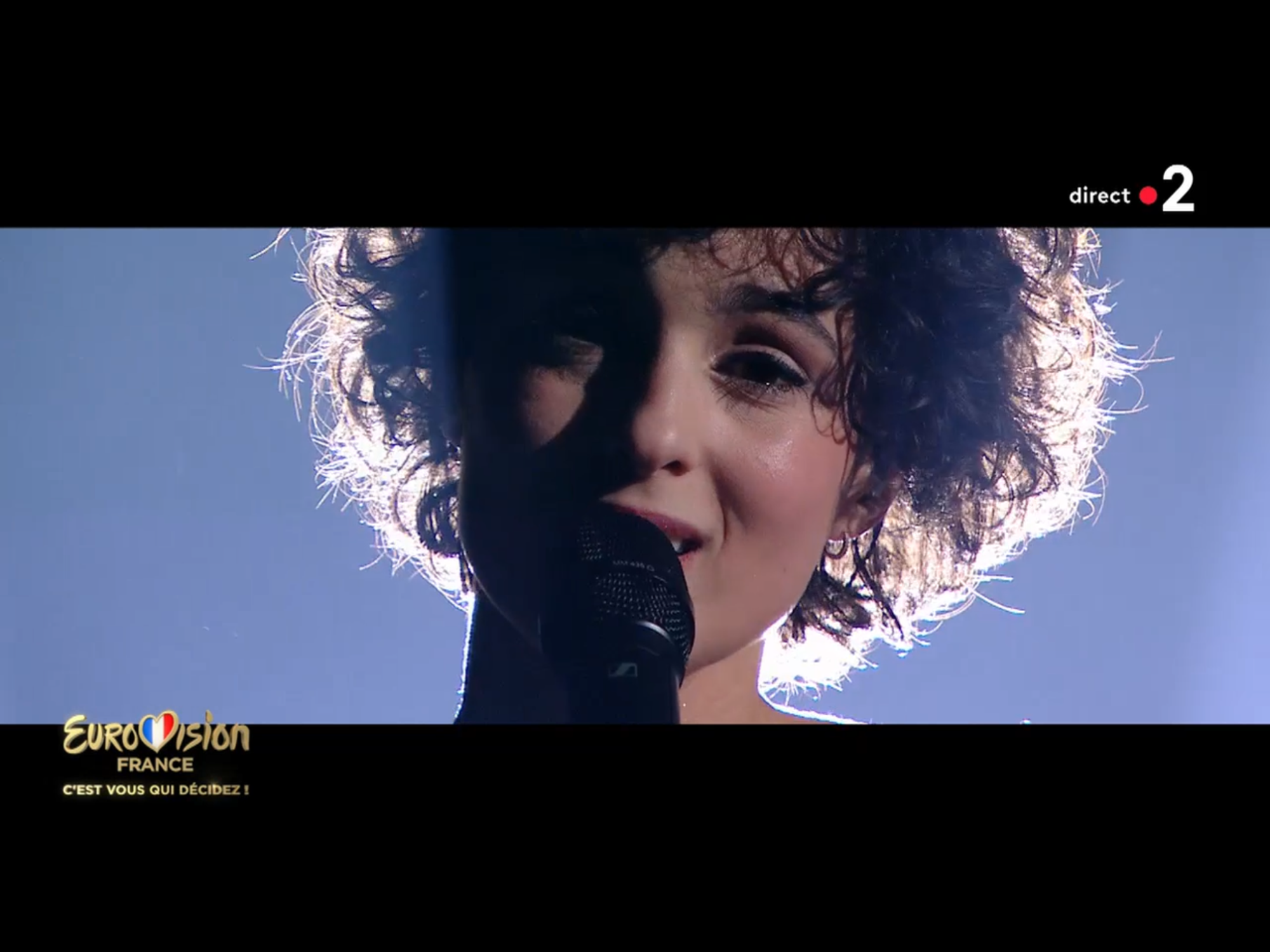 Barbara Pravi et sa bouleversante ballade représenteront ...