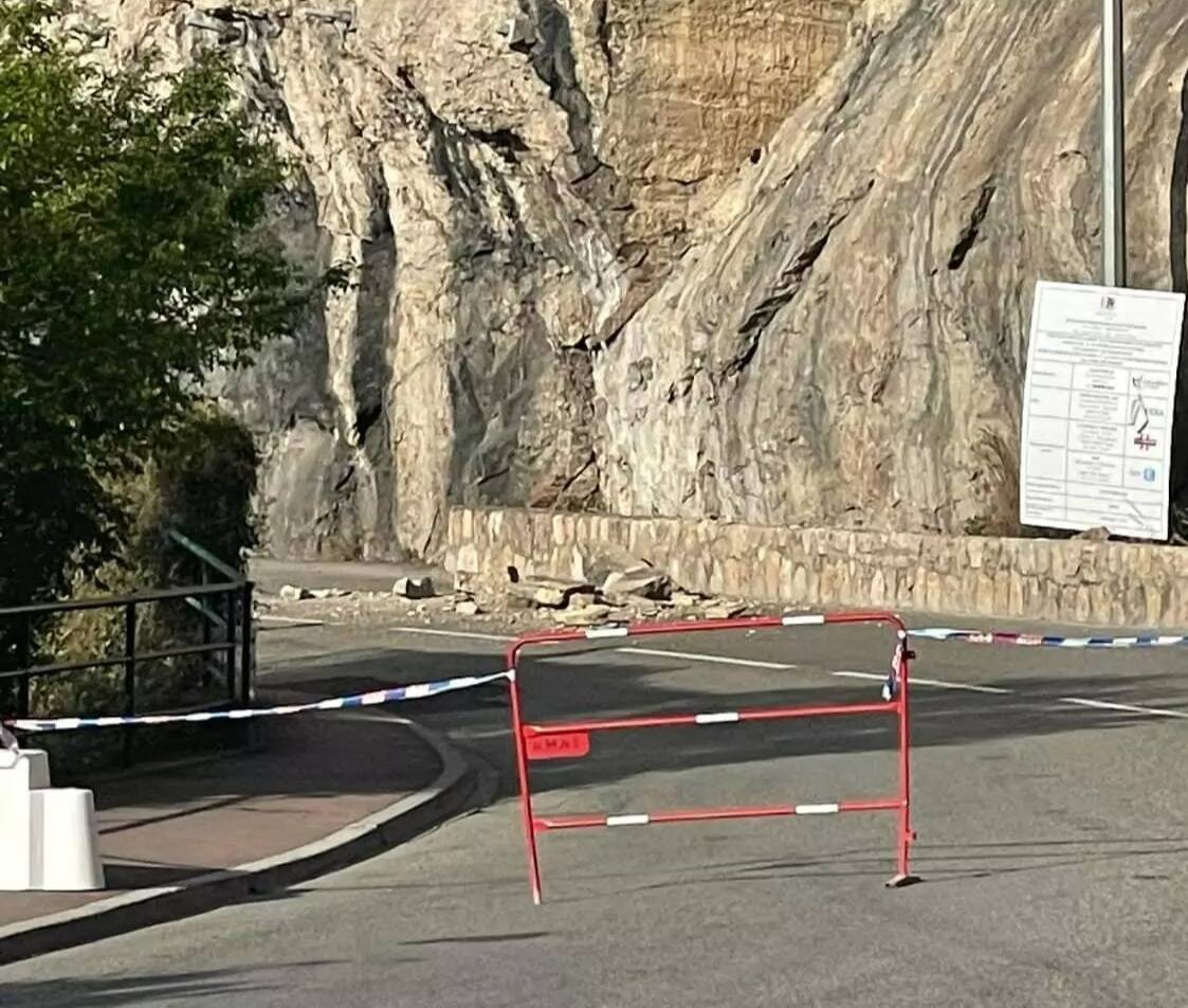 La circulation vers Monaco déviée après un éboulement sur la route à Roquebrune-Cap-Martin