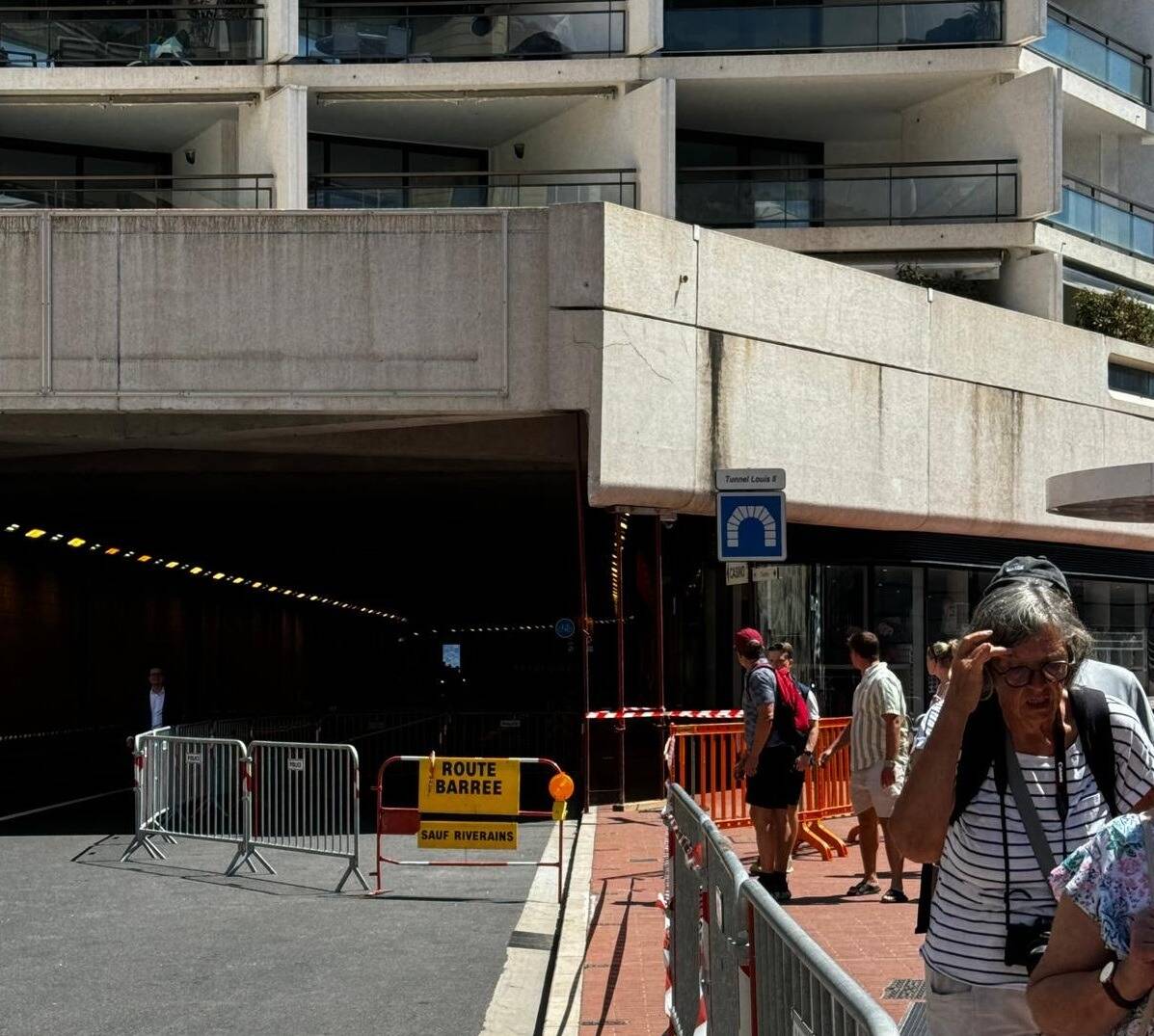 La circulation perturbée ce mercredi à Monaco après l'accident d'un bus contre la structure du tunnel Louis-II, la veille au soir