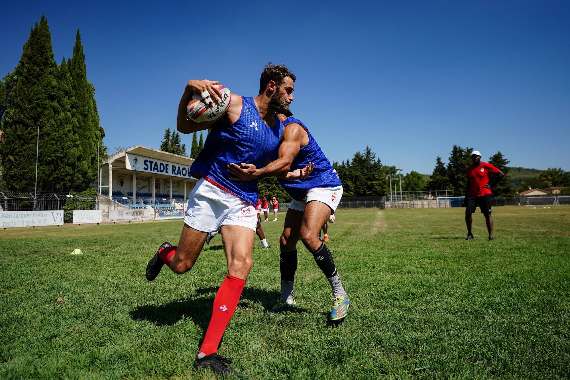 Rugby à 7: Monaco Sevens impressionne et se qualifie pour la finale du premier tournoi de la saison