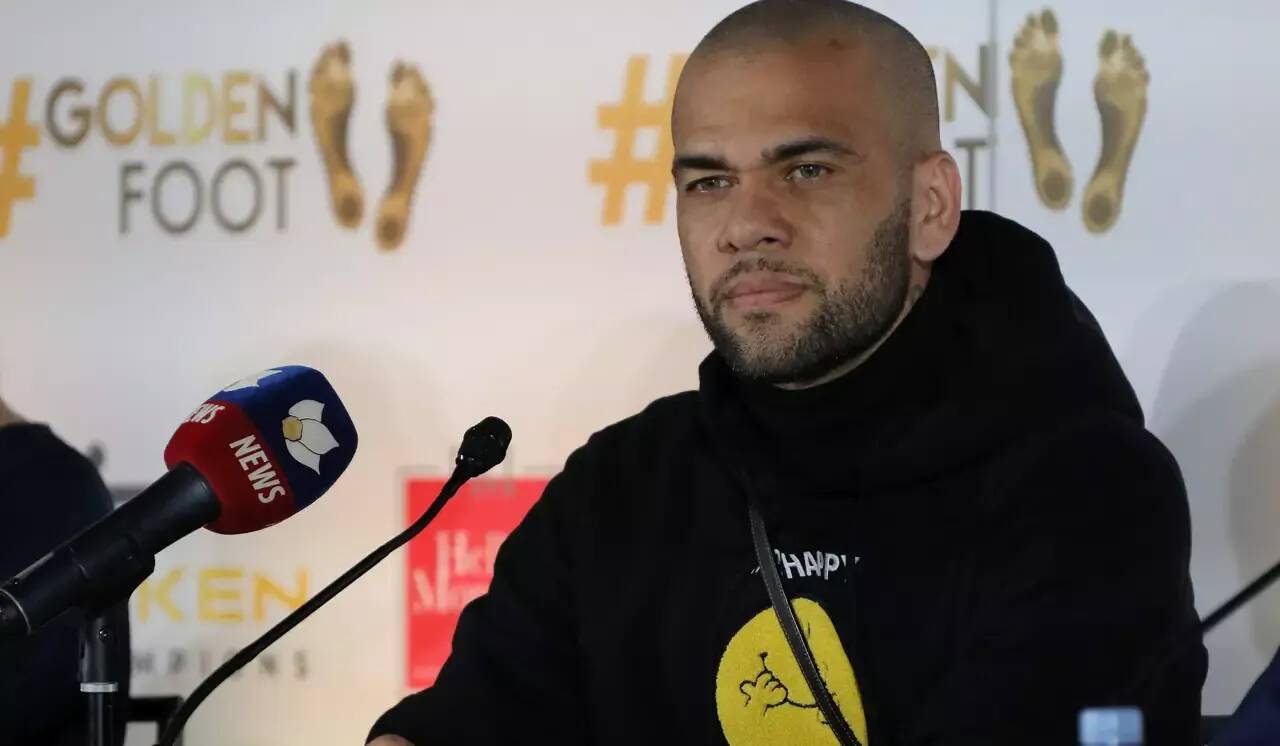 L'ancien défenseur de Barcelone et du PSG Dani Alves placé en garde à vue pour agression sexuelle