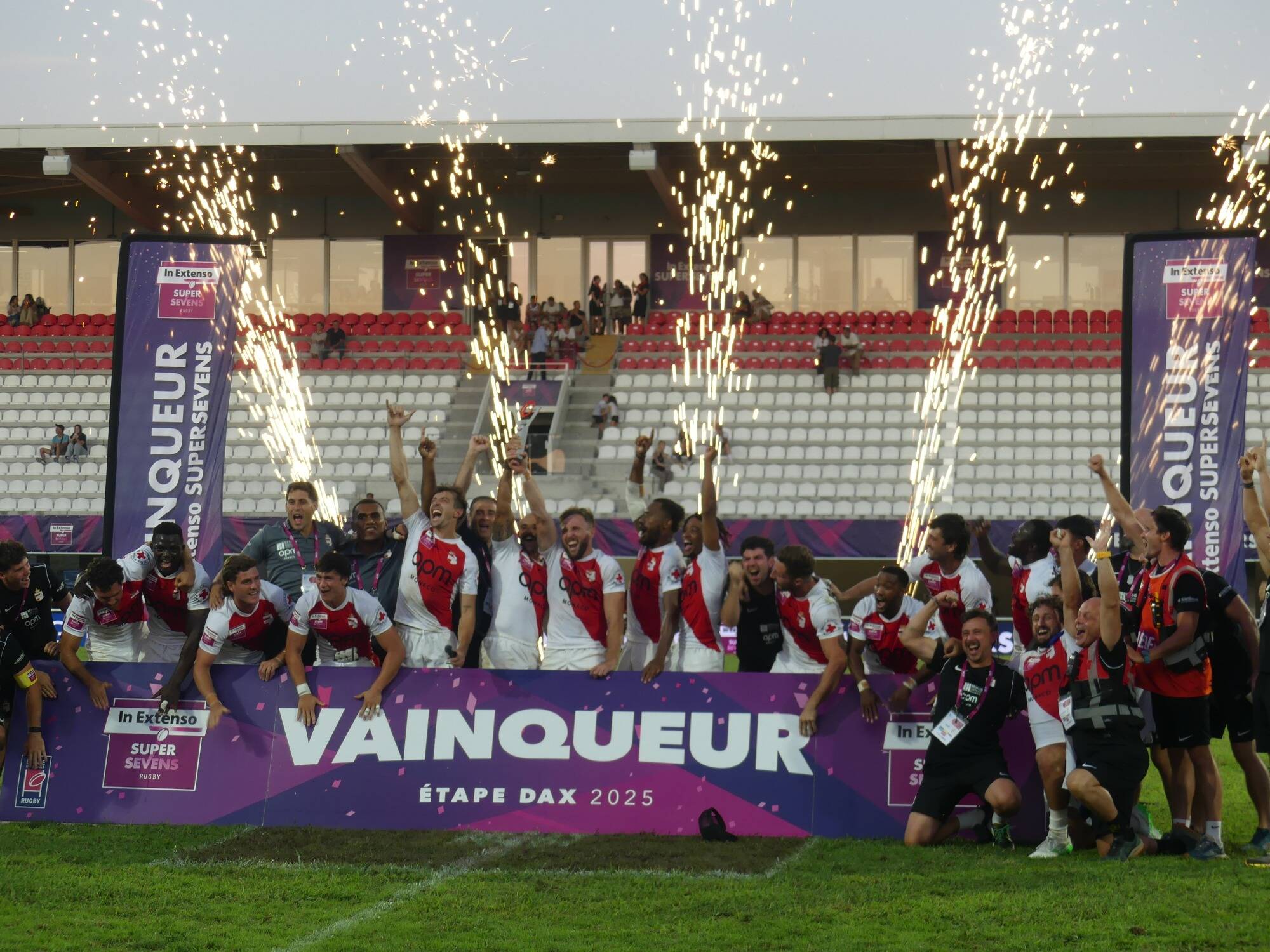 Rugby: le le Monaco Rugby 7 double la mise au Supersevens avec la manière