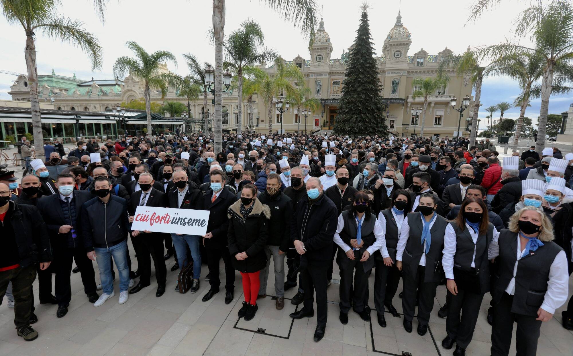 VIDÉOS. Plus de 500 salariés de la SBM mobilisés pour leur avenir ce vendredi matin à Monaco