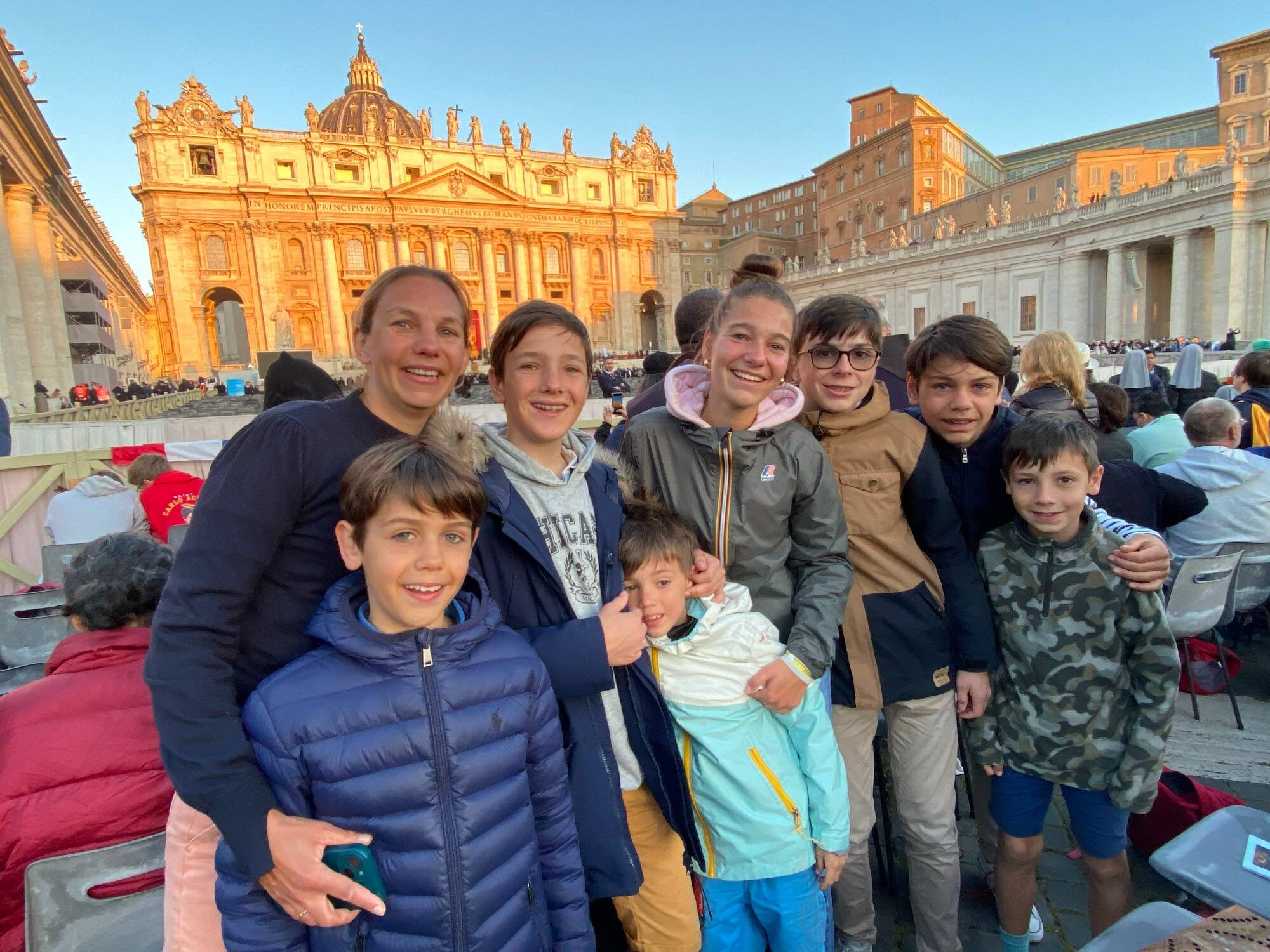 A Rome, ils rendent un dernier hommage au pape François