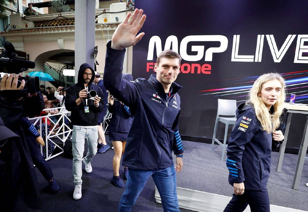 "À chaque Grand Prix, ma mère allume un cierge": les confidences de Max Verstappen face aux questions des écoliers de Monaco sur son enfance