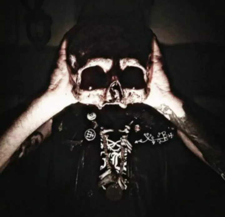 Des ossements humains volés et revendus par un employé de pompes funèbres à Cannes? Une enquête ouverte