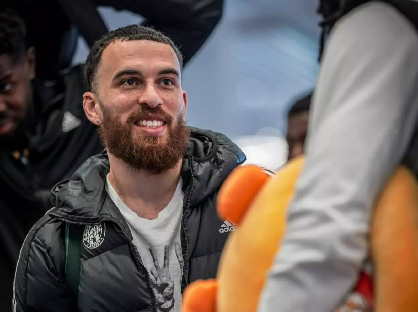 "A moi de trouver les solutions": Entretien avec Mike James de la Roca Team avant le quart de finale de play-off de l'Euroligue face à Fenerbahce