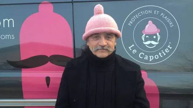 Le seul "capotier" français, qui vend des préservatifs aux travailleuses du sexe, veut passer la main