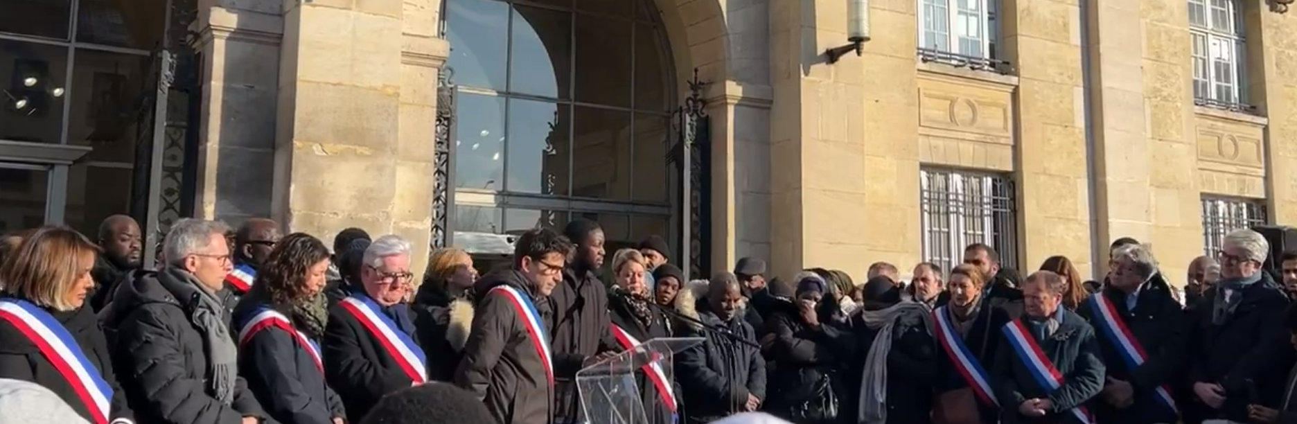 "Pas de violence, pas de vengeance": des appels au calme à Saint-Denis après le meurtre d'un adolescent de 14 ans