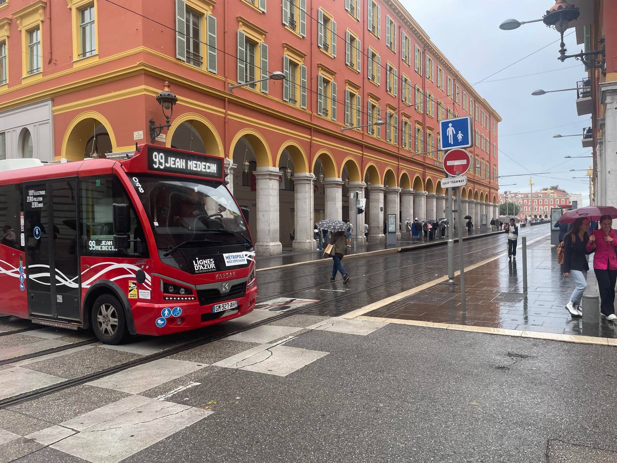 Un nouvel itinéraire pour la navette 99: ce qui change sur la ligne de bus du centre de Nice