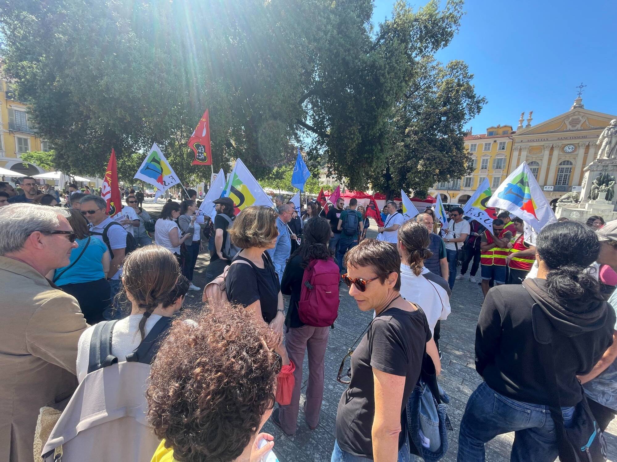 "Attaque frontale", "tri social"... Ils se rassemblent à Nice pour dire non au "choc des savoirs" à l'école