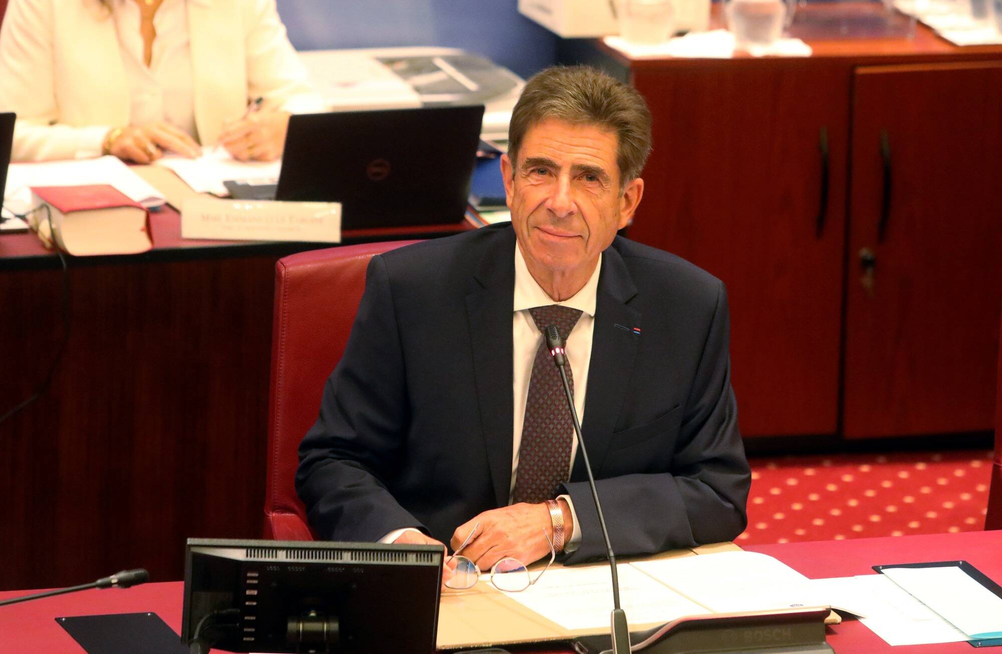 Prison avec sursis et inéligibilité requises contre Charles Ange Ginésy, le patron du département des Alpes-Maritimes