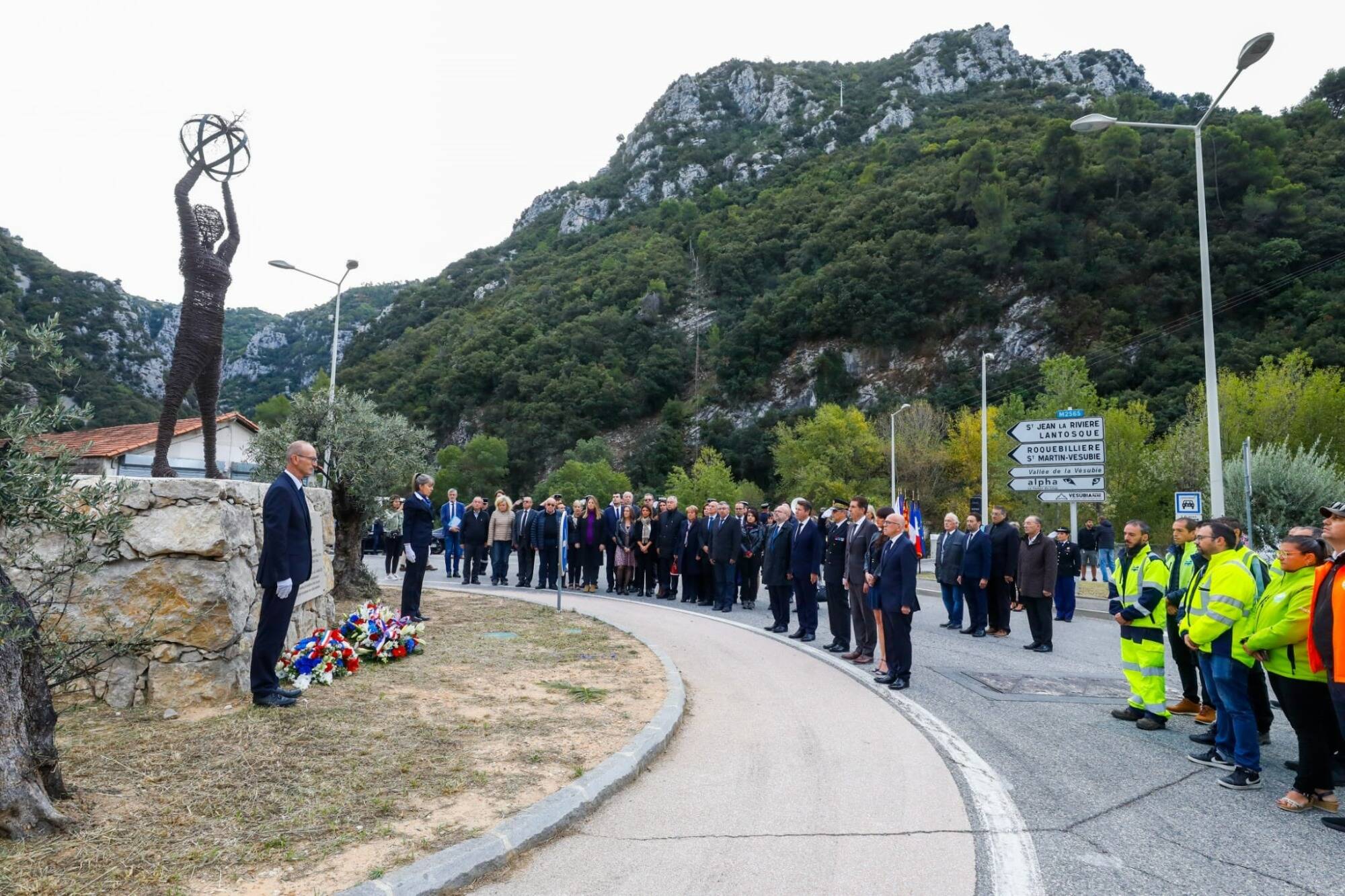 Deux ans après Alex, élus et services de la Métropole Nice Côte d'Azur se souviennent face à "L'Homme debout"