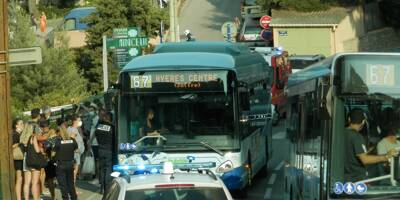 Hyères: en état d'ébriété, le passager d'un bus de ville s'en prend aux autres usagers