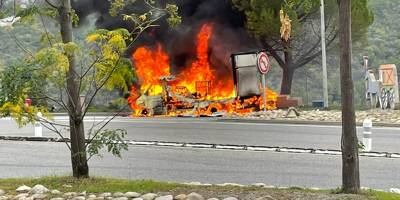Un utilitaire prend feu au péage de la Turbie ce lundi matin, 25 sapeurs pompiers engagés
