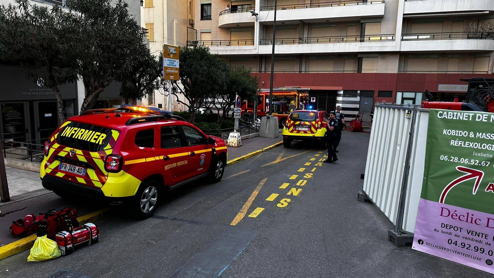 Un appartement en feu à Cannes, les pompiers sur place ce mardi soir